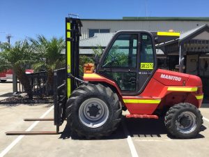 - MANITOU 4WD FORKLIFT